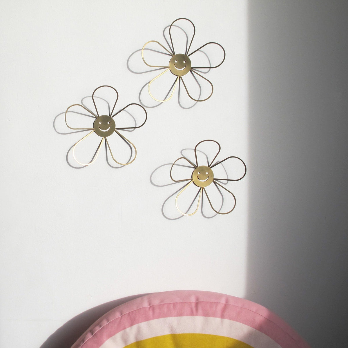 Pack of 3 Smiley Flowers - ShapeMixer